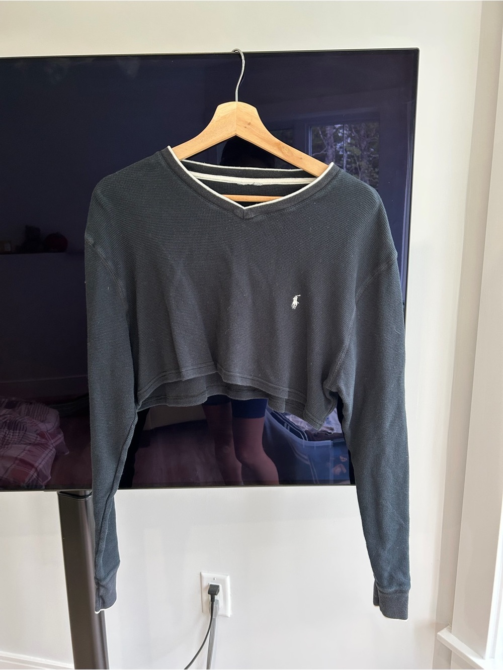 Vintage Polo by Ralph Lauren Cropped Long-Sleeve V-Neck Top - Black